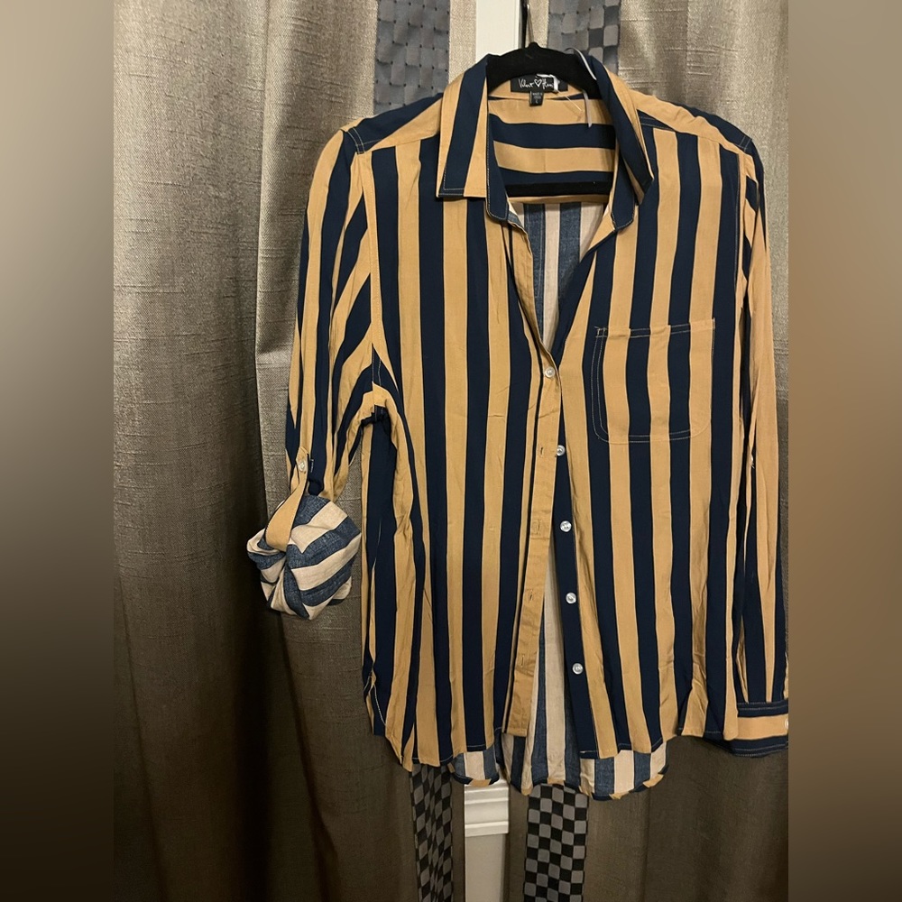 Velvet Heart Button Down shirt.  Size large.  Gold and Navy stripe.